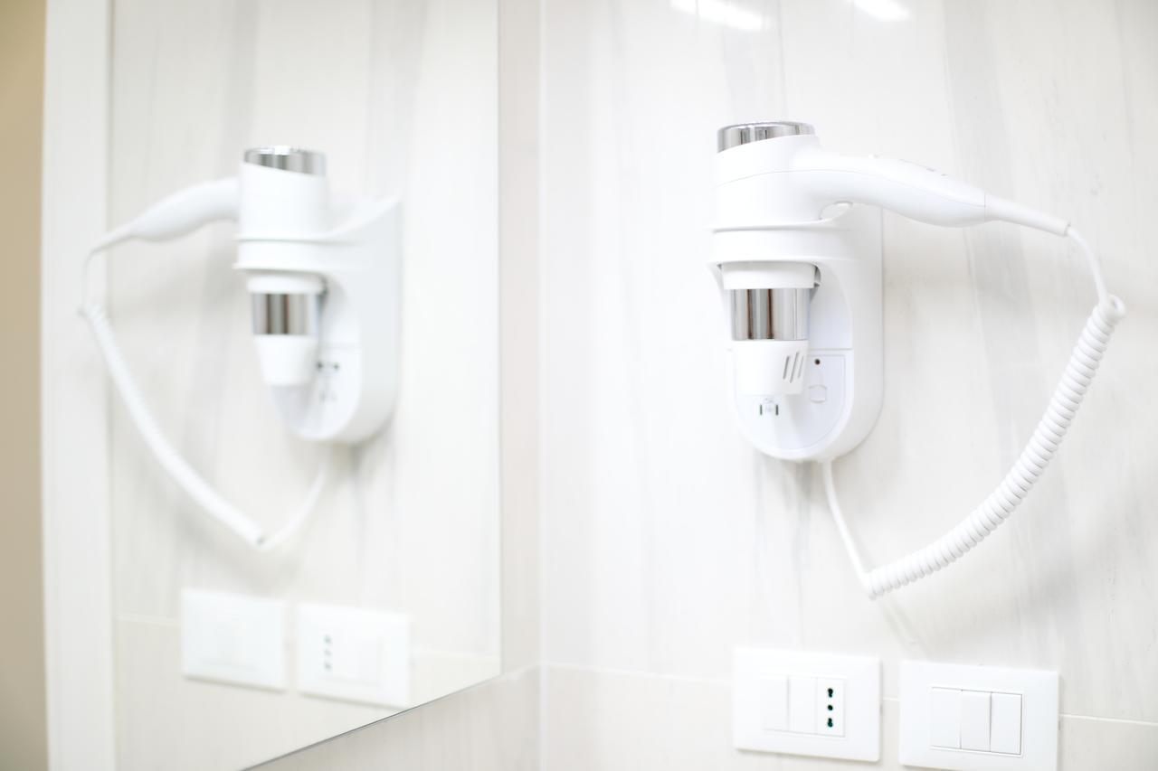 White Aurora Rooms Porto Cesareo Exterior photo
