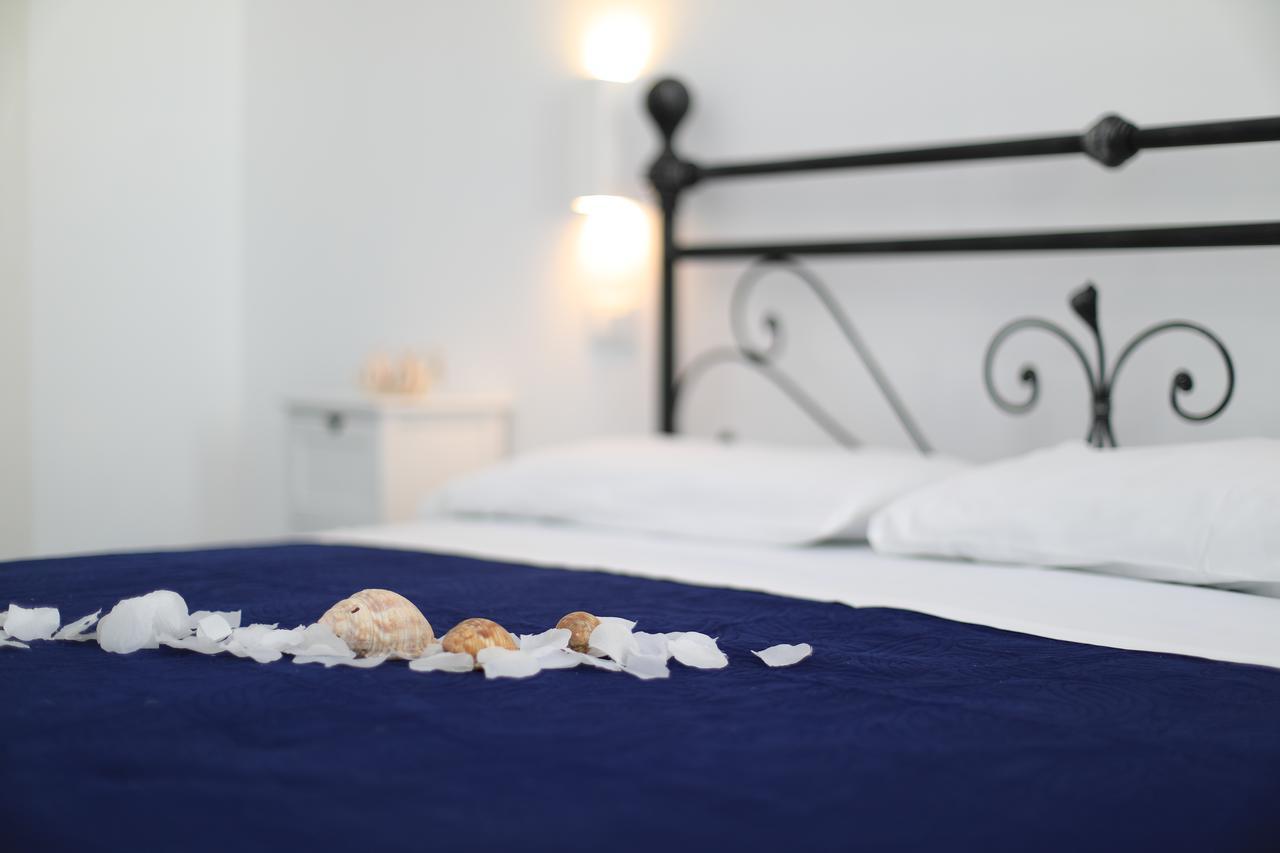 White Aurora Rooms Porto Cesareo Exterior photo